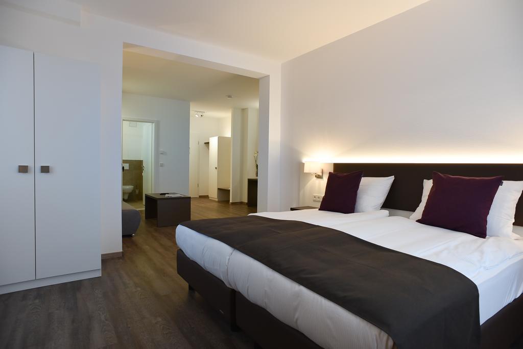 Guesthouse Lichtenau Nußloch Kamer foto