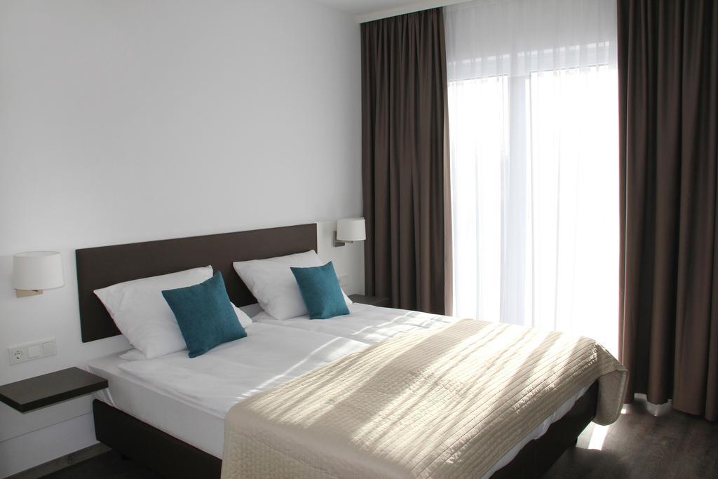 Guesthouse Lichtenau Nußloch Kamer foto